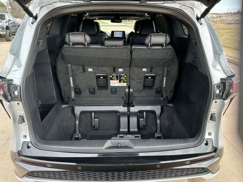 Used 2024 Toyota Sienna XSE image 25