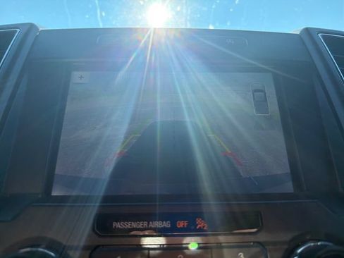 Used 2019 Ford F150 XLT w/ Equipment Group 302A Luxury AWD/4WD image 18