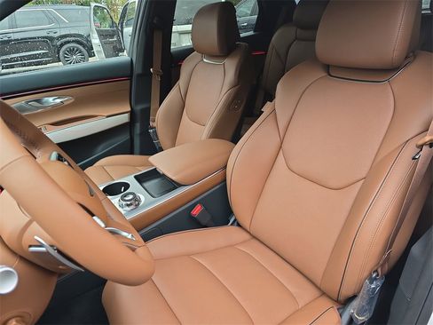 New 2026 Genesis GV70 2.5T Advanced image 15