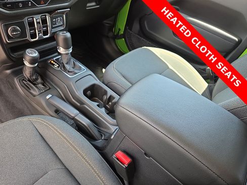 Used 2025 Jeep Wrangler Unlimited Sport AWD/4WD image 25