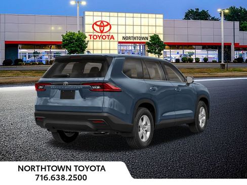 New 2026 Toyota Grand Highlander LE image 2