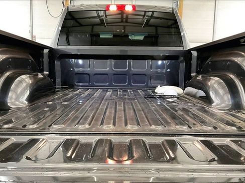 Used 2019 RAM 1500 Express w/ Express Value Package image 32