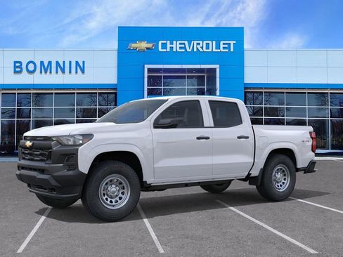 New 2026 Chevrolet Colorado W/T image 2