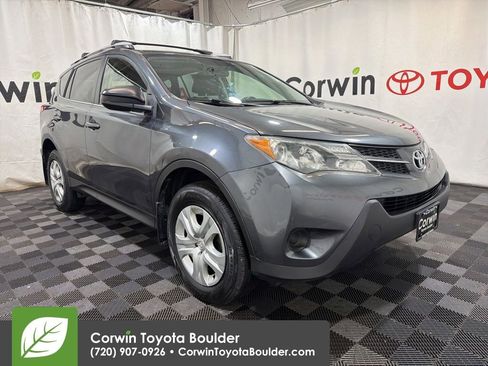 Used 2013 Toyota RAV4 LE image 1