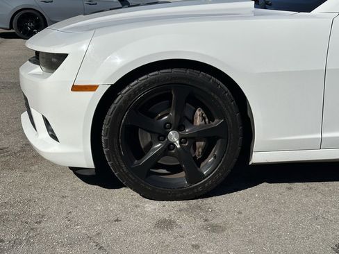 Used 2015 Chevrolet Camaro SS image 29