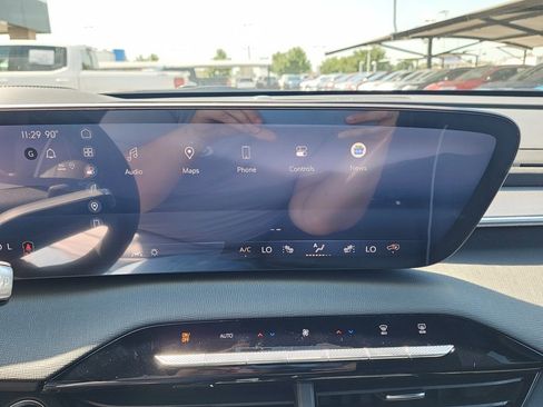 New 2026 Buick Enclave Sport Touring w/ Power Package image 29