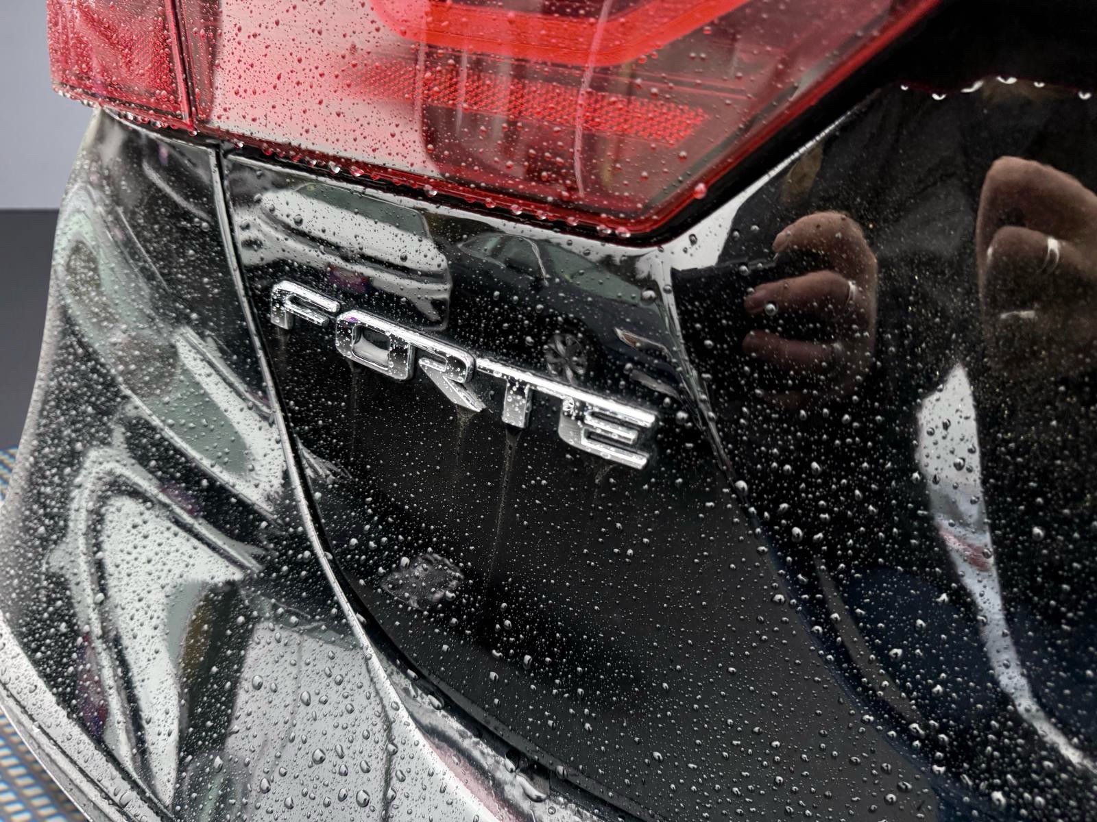 Used 2021 Kia Forte GT-Line w/ GT-Line Premium Package FWD image 6