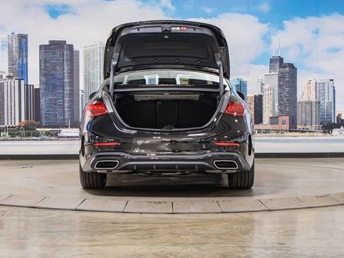 Used 2025 Mercedes-Benz C 300 4MATIC Sedan image 12