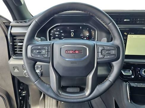 Used 2024 GMC Sierra 1500 AT4 w/ Technology Package AWD/4WD image 22