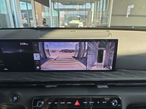 New 2026 Genesis GV80 3.5T e-SC image 17