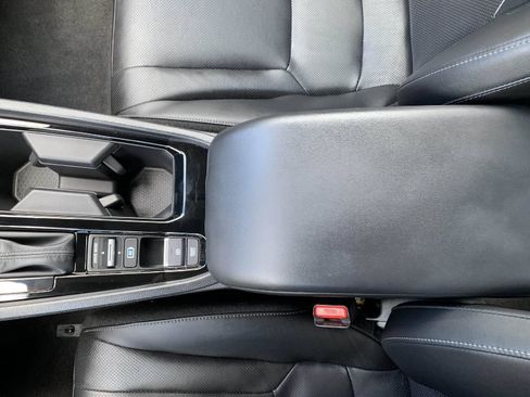 Certified 2025 Honda Accord EX-L image 27