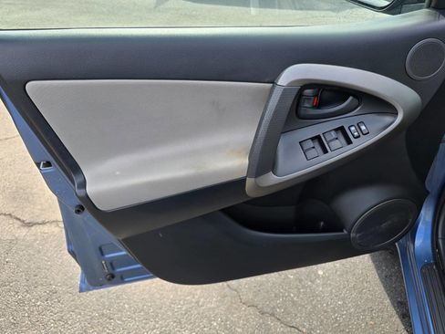 Used 2010 Toyota RAV4 2WD image 13