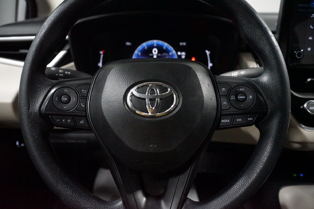 Used 2026 Toyota Corolla LE w/ LE Premium Package FWD image 12