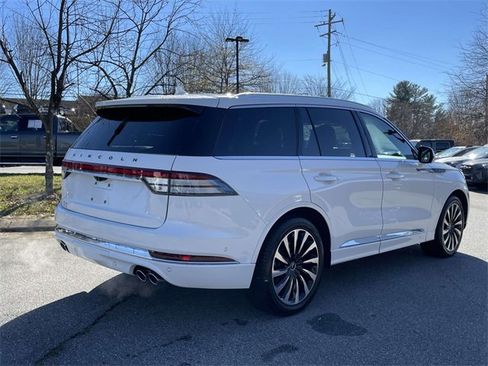 Used 2020 Lincoln Aviator Black Label Grand Touring w/ Class IV Trailer Tow Package image 5