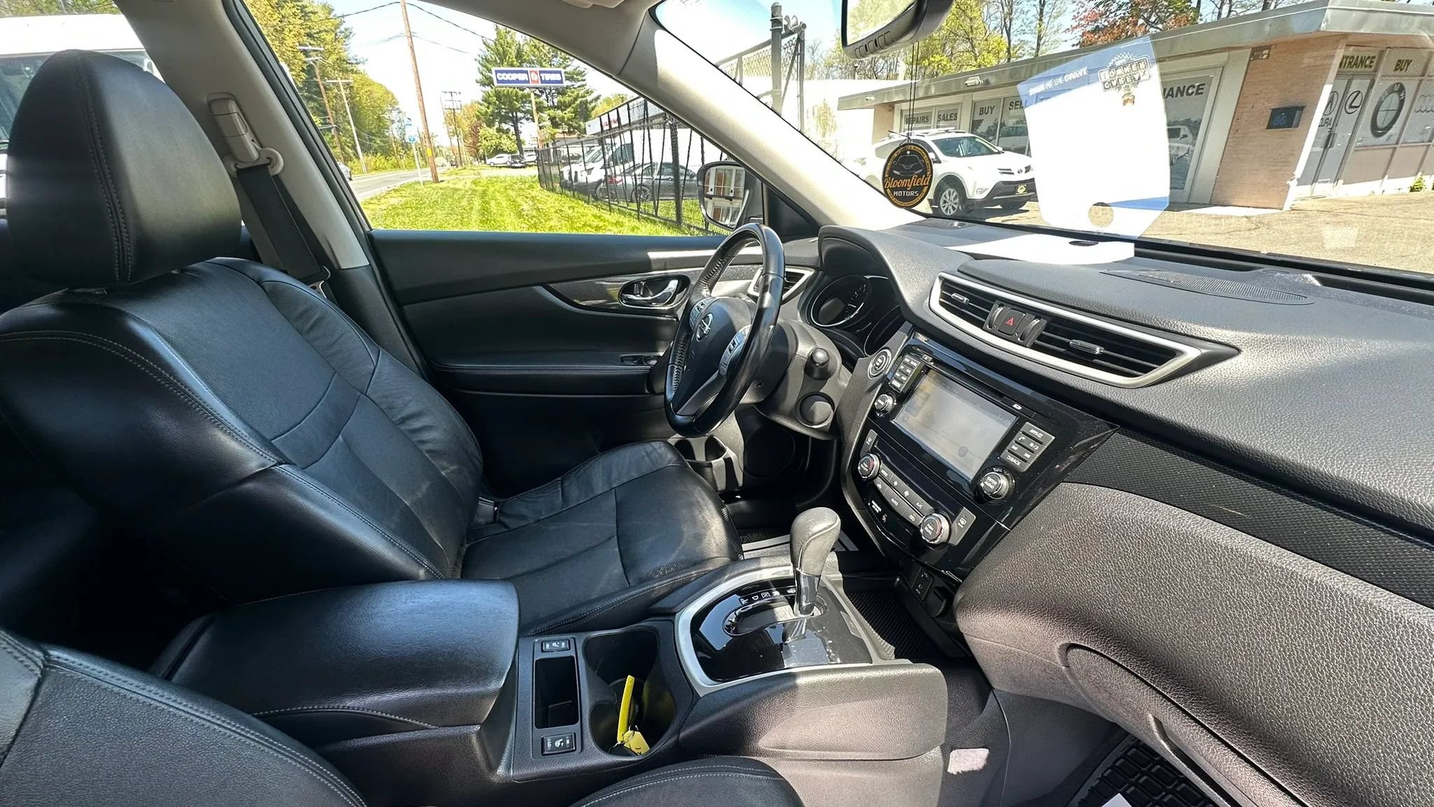 Used 2016 Nissan Rogue SL AWD/4WD image 36