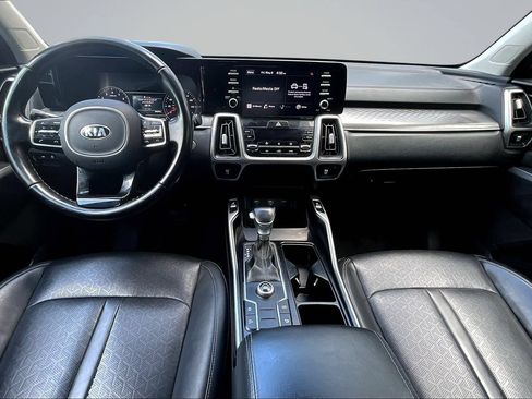 Used 2021 Kia Sorento S FWD image 8