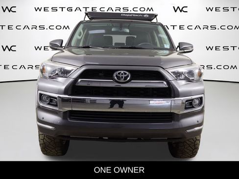 Used 2018 Toyota 4Runner SR5 image 2
