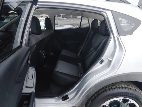 Used 2021 Subaru Crosstrek 2.0i image 10