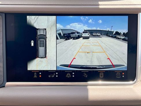 Used 2024 GMC Yukon XL Denali w/ Denali Reserve Package AWD/4WD image 25
