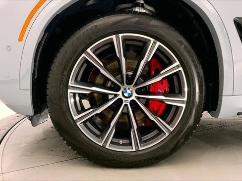 New 2026 BMW X5 M60i image 9