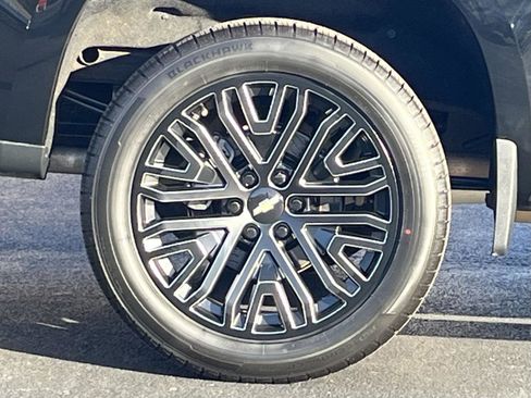 Used 2019 Chevrolet Silverado 1500 High Country w/ Trailer Camera Package image 31