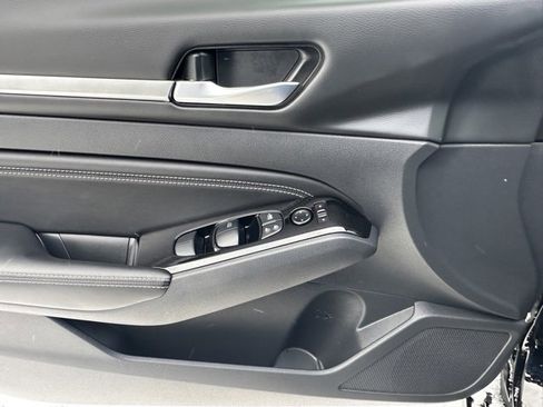 Certified 2023 Nissan Altima 2.5 SL image 19