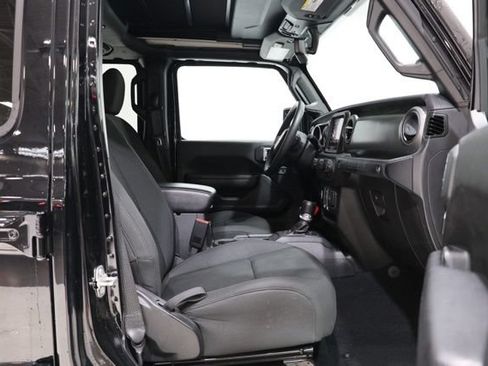 Used 2023 Jeep Wrangler Unlimited w/ Sun & Screen Package AWD/4WD image 41