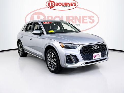 Used 2022 Audi Q5 2.0T Premium w/ Convenience Package image 1