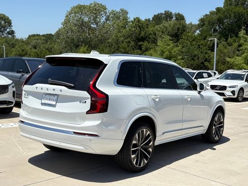 New 2026 Volvo XC90 B6 Ultra image 4