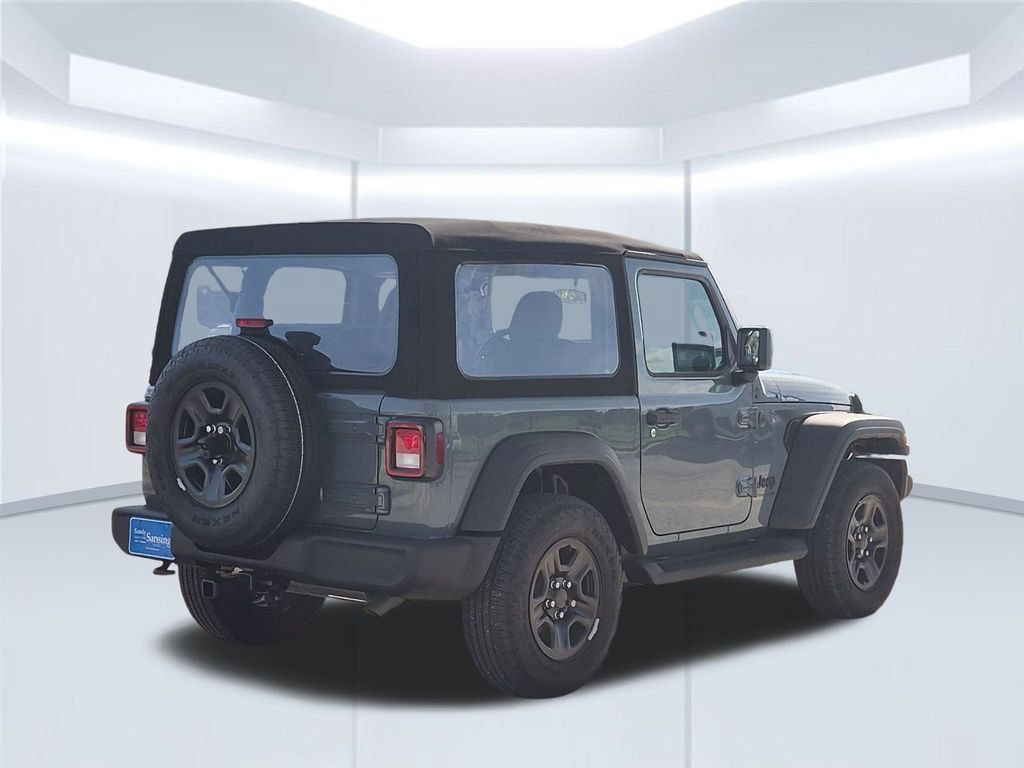 Used 2024 Jeep Wrangler Sport AWD/4WD image 6