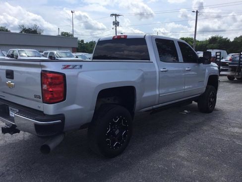 Used 2015 Chevrolet Silverado 2500 LT w/ LT Convenience Package AWD/4WD image 5
