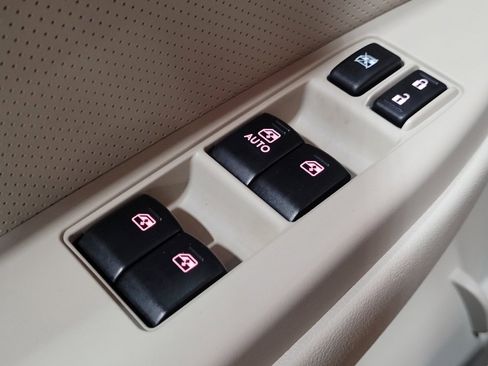 Used 2014 Subaru Outback 2.5i Limited w/ Moonroof Package image 27