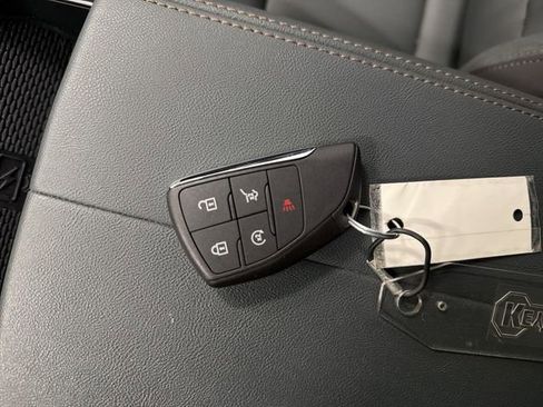 New 2026 GMC Terrain AT4 w/ LPO, Floor Liner Package AWD/4WD image 31