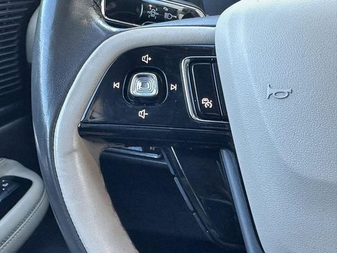 Used 2022 Lincoln Corsair Grand Touring w/ Elements Technology Bundle image 21