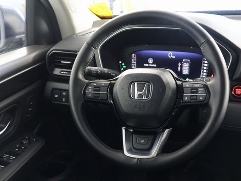 Used 2025 Honda Pilot Elite image 10