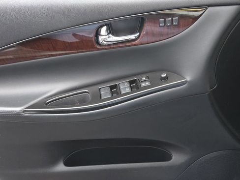 Used 2017 INFINITI QX50 2WD w/ Premium Plus Package image 30