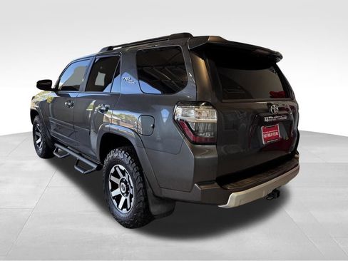 Used 2020 Toyota 4Runner TRD Off-Road Premium w/ Moonroof Package AWD/4WD image 4