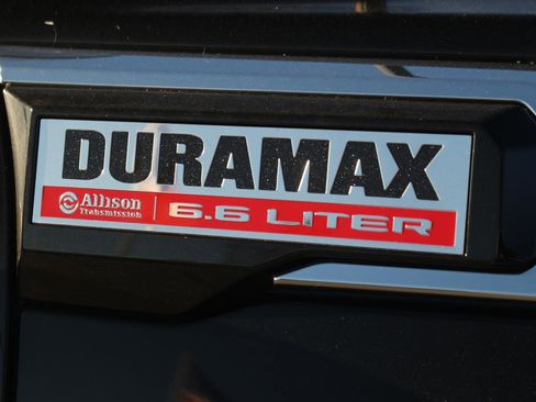 New 2025 GMC Sierra 2500 SLT w/ SLT Premium Package image 10