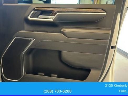 Used 2025 GMC Sierra 2500 SLE AWD/4WD image 30