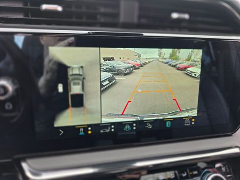 Used 2022 GMC Sierra 1500 AT4 w/ AT4 Premium Package AWD/4WD image 31