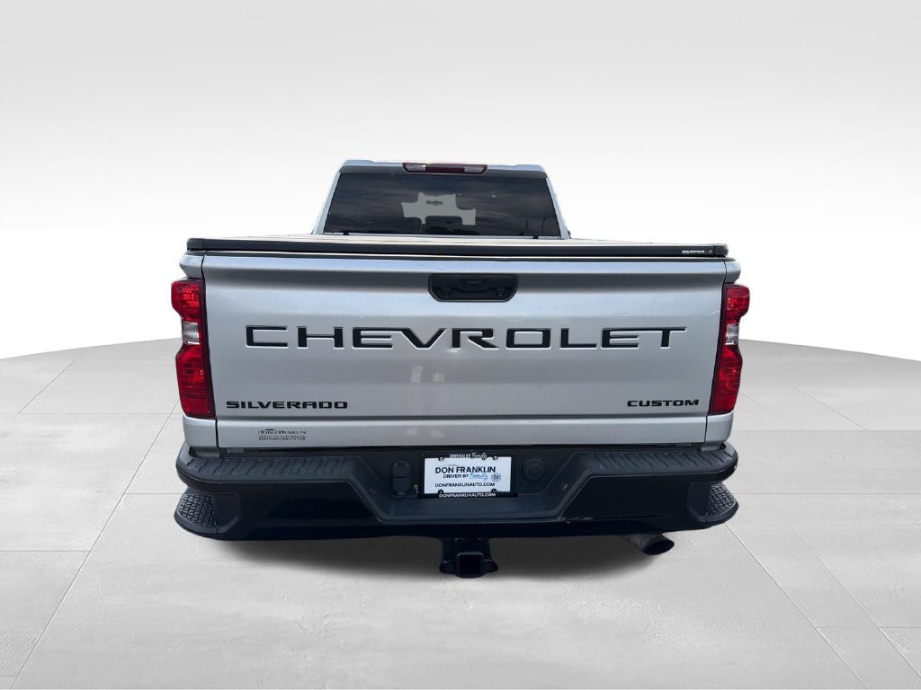 Used 2023 Chevrolet Silverado 2500 Custom w/ Custom Value Package AWD/4WD image 4