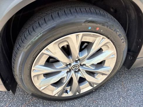 Used 2025 MAZDA CX-90 3.3 Turbo w/ Premium Plus Pkg AWD/4WD image 11