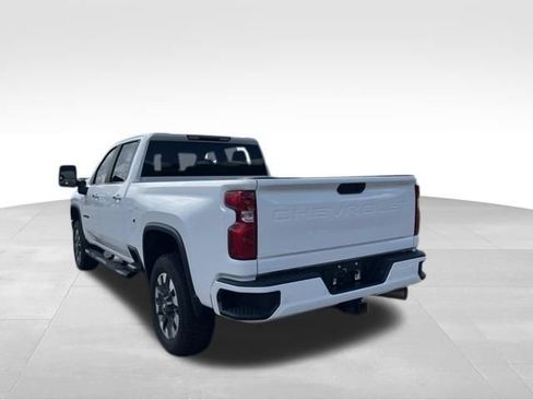 Certified 2021 Chevrolet Silverado 2500 LT w/ Z71 Chrome Sport Edition AWD/4WD image 3