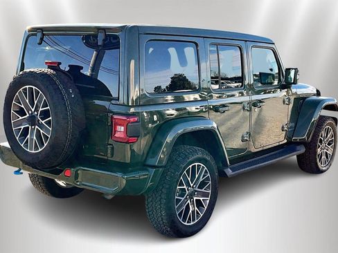 Used 2024 Jeep Wrangler High Altitude image 2