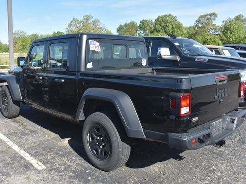 Used 2024 Jeep Gladiator Sport AWD/4WD image 5