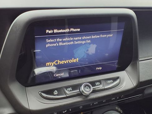 Used 2024 Chevrolet Camaro LT w/ Technology Package image 6