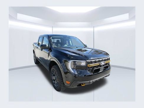 Used 2025 Ford Maverick Tremor AWD/4WD image 1