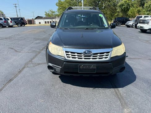 Used 2011 Subaru Forester 2.5X AWD/4WD image 2