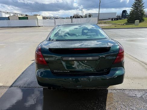 Used 2004 Pontiac Grand Prix GT2 w/ Leather Trim Pkg image 4