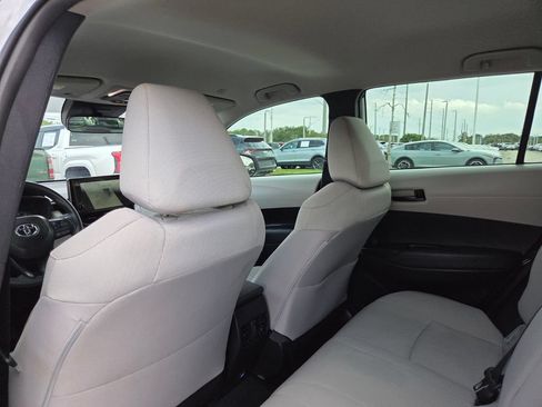 Used 2025 Toyota Corolla Cross L FWD image 24